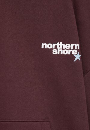 PULL&BEAR, GRAPHIC PRINT - HOODIE - Felpa con cappuccio - maroon