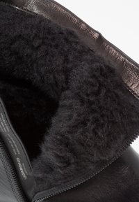 Vagabond Botines - black