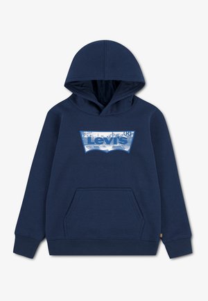 Granatowa bluza z kapturem Levi’s z przednią kieszenią kangurką i kapturem, z jasnoniebieskim logo Levi’s na klatce piersiowej.