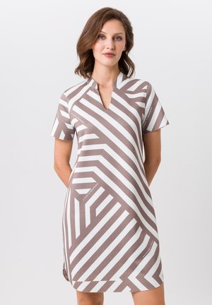 Kurzärmliges Kleid mit V-Ausschnitt, verfügt über ein braun-weißes geometrisches Streifenmuster, gefertigt aus glattem Stoff, knielanger Schnitt.