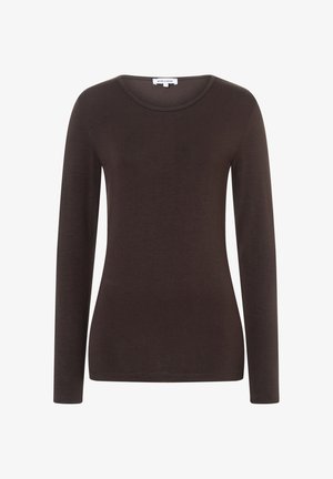 Braunes Langarmshirt aus weichem, leichtem Stoff; hat einen runden Halsausschnitt und eine figurbetonte Silhouette. Keine sichtbaren Muster oder Akzente.