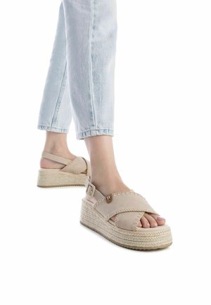 Refresh Sandalias con plataforma - beige