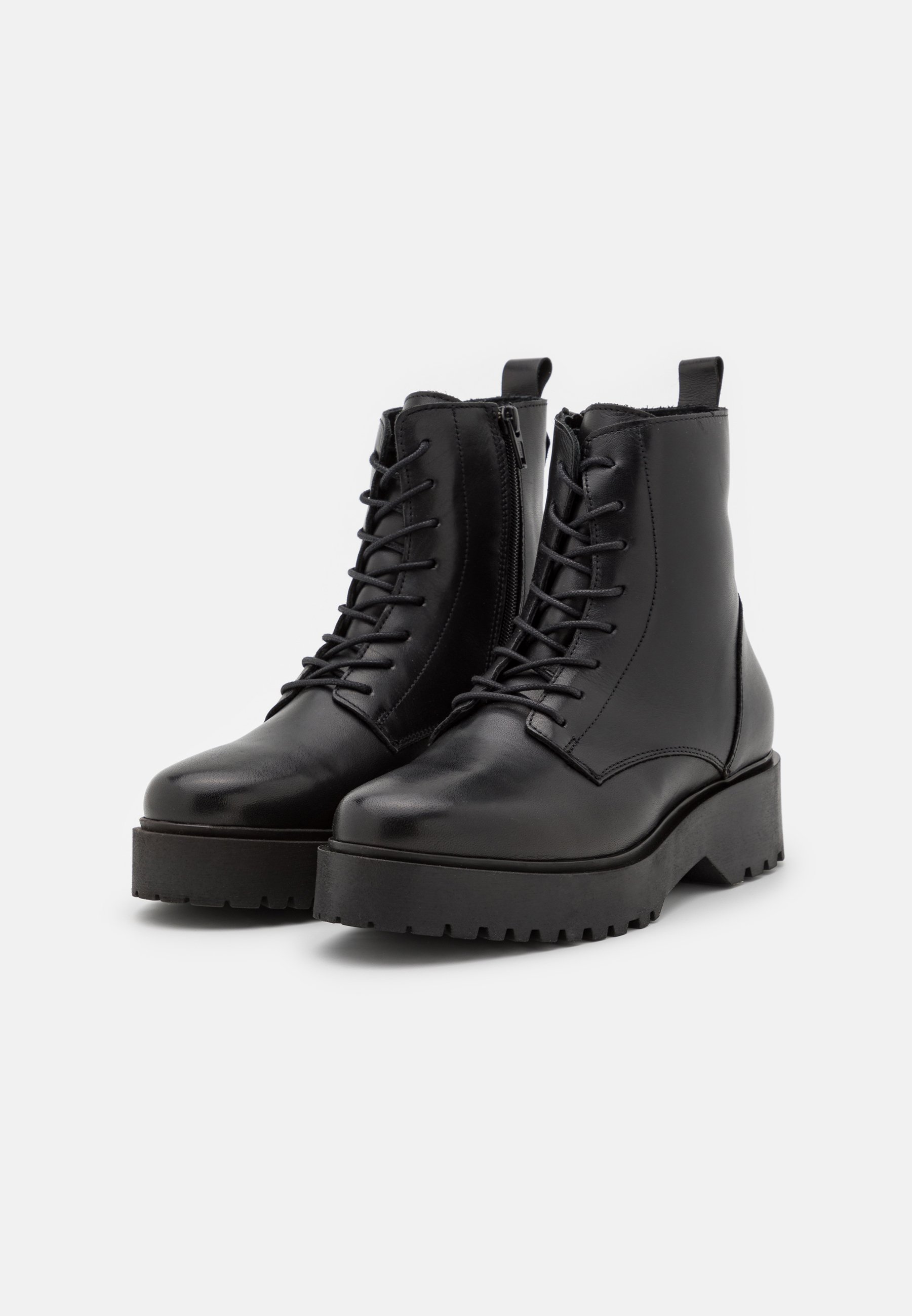 zign combat boots