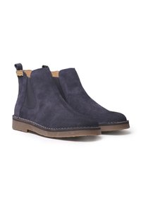 Dunkelnavy Suede Chelsea-Stiefel mit elastischen Seitenpanelen, einem Ziehgriff und kontrastierenden Nähten auf einer flachen, strukturierten Gummisohle.