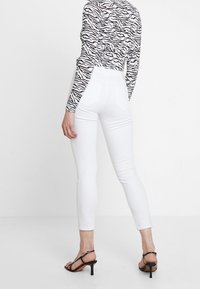 Mavi Vaqueros pitillo - white denim