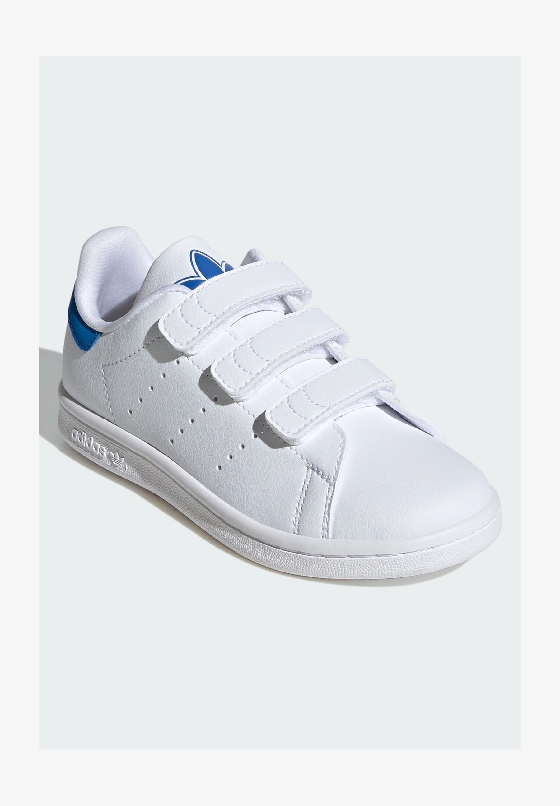 Adidas originals stan smith comfort trainers in white and grey Clearance