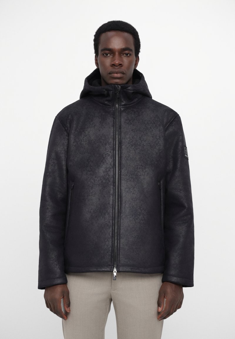 EA7 Emporio Armani GIUBBOTTO - Bunda z nepravej kože - black