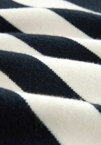 Next STRIPE - Svetr - navy blue