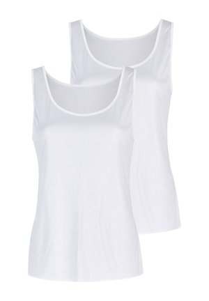 Zwei schlichte weiße ärmellose Tanktops mit Rundhalsausschnitt, vor weißem Hintergrund präsentiert.