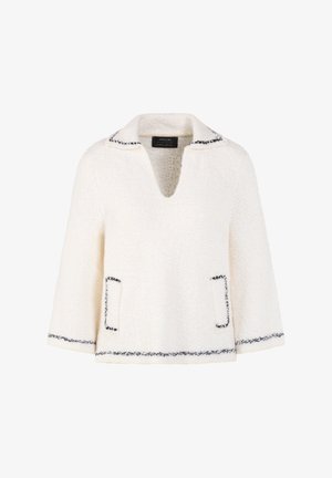 Weißer, strukturierter Langarmpullover mit schwarzem Besatz am Kragen, an den Eingrifftaschen, am Ärmelbund und am Saum, mit tiefem V-Ausschnitt.