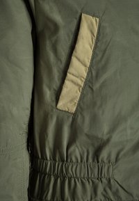 United Colors of Benetton HEAVY - Vinterkappa /-rock - khaki