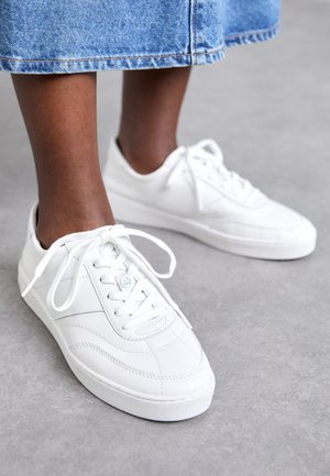 KAYCEE - Sneakers basse - optic white