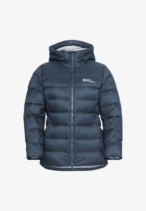 Marineblaue Steppjacke mit Kapuze, mit einem Reißverschluss vorne und elastischen Bündchen, hergestellt aus einem glatten, wasserabweisenden Stoff. Hat ein Logo auf der Brust.
