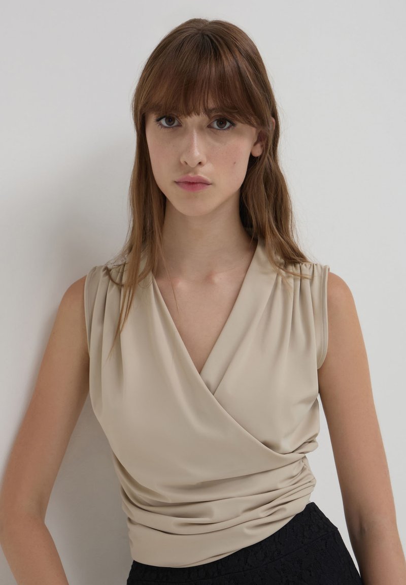Calliope Top - beige