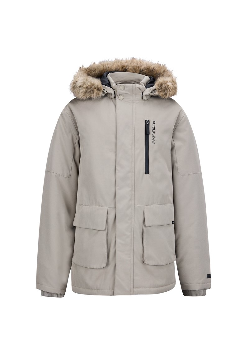 Jasna szara zimowa kurtka z kapturem wykończonym futrem, dwoma przednimi kieszeniami z klapką oraz pionową kieszenią na zamek błyskawiczny na klatce piersiowej oznaczoną napisem "Retour Jeans".