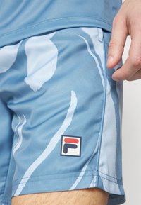 Fila SHORTS LEO - Αθλητικό σορτς - captains blue