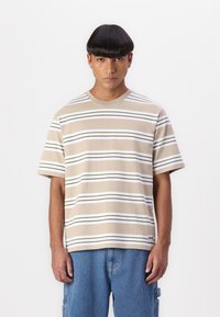 Beige short-sleeve T-shirt with horizontal stripes in white and green. Features a crew neck and relaxed fit. Made from soft cotton.