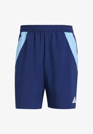 Marineblauwe sportshorts met lichtblauwe zijpanelen, elastische tailleband en wit Adidas-logo rechtsonder. Gemaakt van lichtgewicht stof.