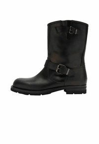 - Botki kowbojki i motocyklowe