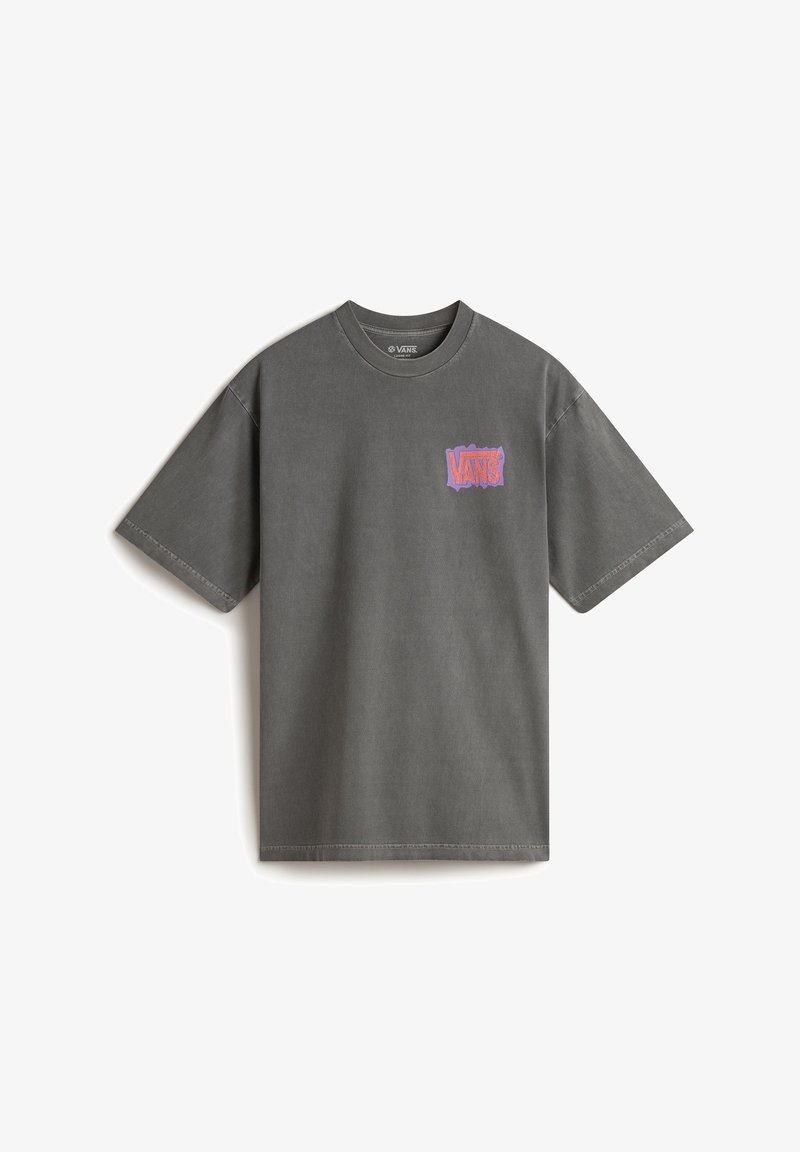 Szara bawełniana koszulka z krótkim rękawem, okrągłym dekoltem i fioletowo-różowym logo "VANS" nadrukowanym na lewej piersi. Prosty design, swobodny krój.