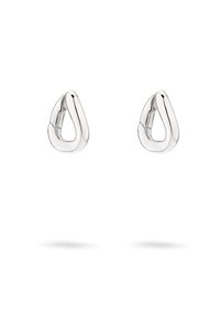 Zilveren druppeloorbellen met een gladde, glanzende afwerking en een gebogen ontwerp, voorzien van een veilig sluitmechanisme voor gemakkelijk dragen.