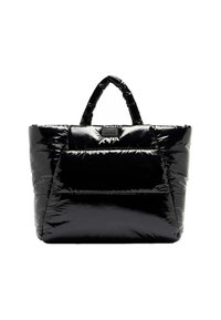Borsa a tracolla nera imbottita con finitura lucida, caratterizzata da strisce orizzontali testurizzate e due manici corti. Include un accento con il logo nella parte anteriore.