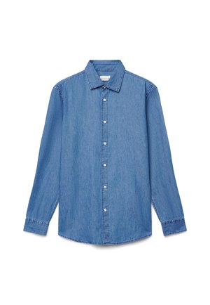 Hellblaues Jeanshemd mit langen Ärmeln, durchgehendem Knopfverschluss, spitzem Kragen und abgerundetem Saum. Mit feiner Nahtarbeit und glatter Textur.