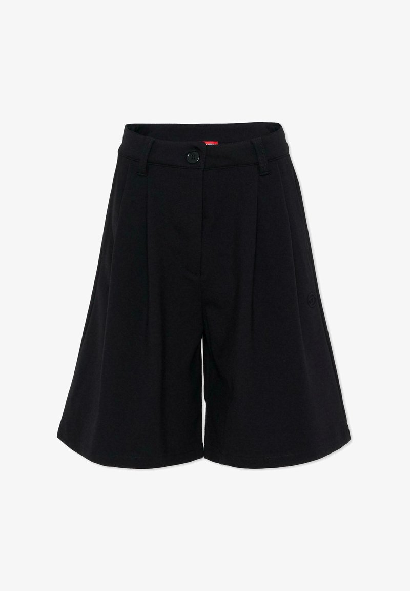 Czarne szorty wykonane z miękkiego materiału. Posiadają zapięcie na guzik, zakładki z przodu oraz boczne kieszenie. Prosty dół i subtelne logo z boku.