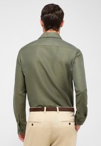 Eterna LINEN SHIRT - SLIM FIT - Camicia elegante - khaki