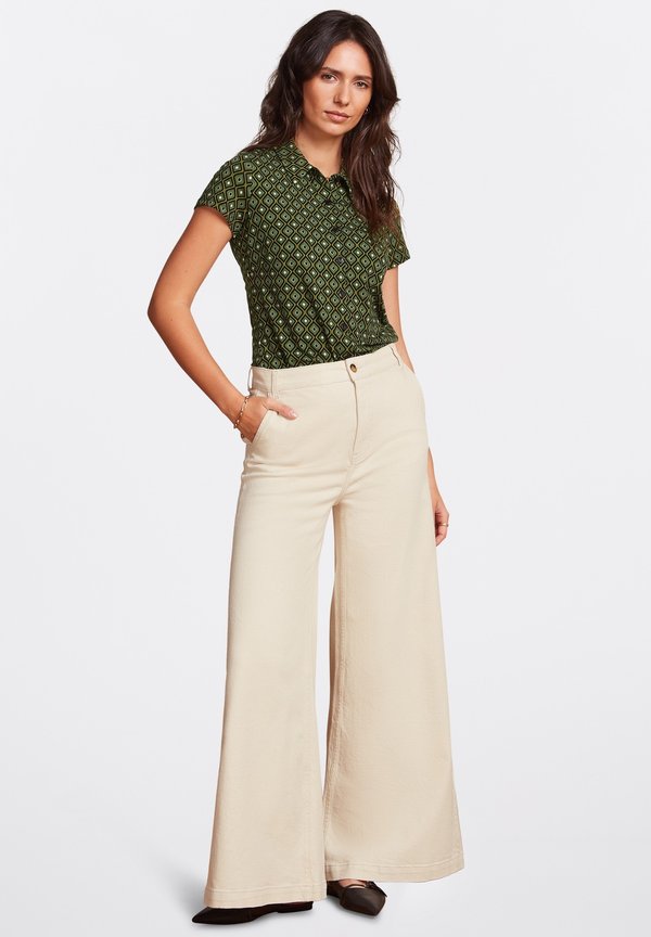 PEPPA RETRO - Flared Jeans