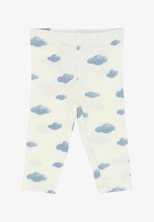 Witte babylegging met een patroon van kleine blauwe wolkjes die gelijkmatig over de stof verspreid zijn.