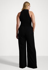Lauren Ralph Lauren Woman SATIN-TRIM CREPE SLEEVELESS JUMPSUIT - Kombinezons - black