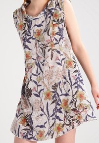 Molly Bracken Vardagsklänning - beige