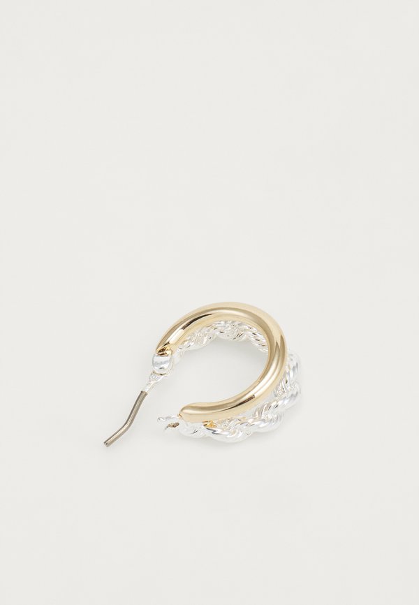SPLIT HOOP - Earrings3