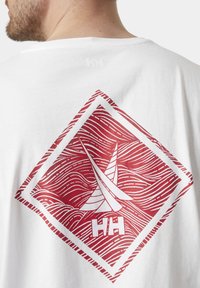 Helly Hansen SHORELINE  - Camiseta estampada - white