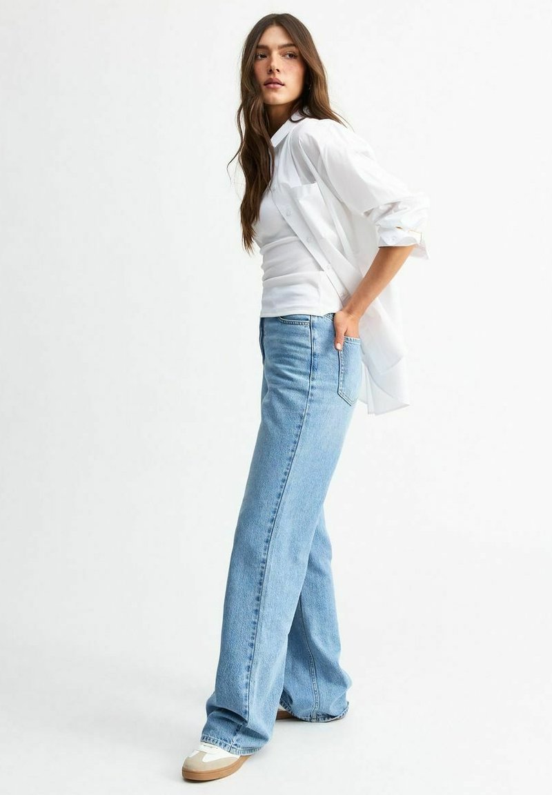 New Look LONG SLEEVE CURVED HEM Blusa white/blanco