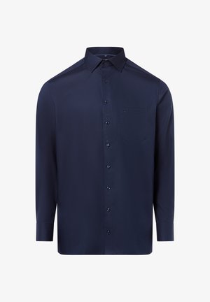 Heren overhemd met lange mouwen in marineblauw, met knopen, een puntige kraag en een borstzak, weergegeven op een witte achtergrond.