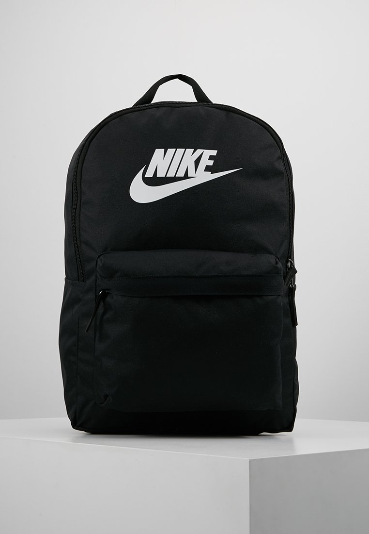 Nike Sportswear HERITAGE Ryggsäck blackwhitesvart Svart Nike Ryggsäckar för Dam | Stylight