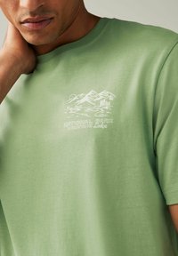 Next HAND DRAWN SIMPLE GRAPHIC 3 PACK - REGULAR FIT - Triko s potiskem - blue pink green