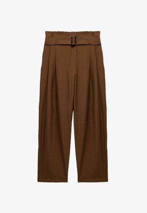 Brązowe spodnie typu wide-leg z paskiem w wysokim pasie, z zaszewkami z przodu, wykonane z teksturowanej, lekkiej tkaniny.