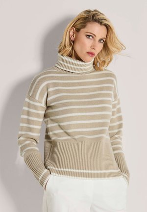 Beige-weißer gestreifter Rollkragenpullover mit gerippten Akzenten am Saum und an den Bündchen; gestrickte Textur, lockere Passform.
