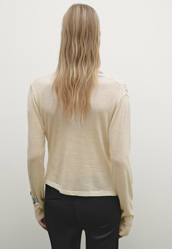 WITH GATHERED DETAIL - Long sleeved top - beige4