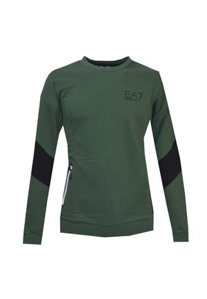 Felpa verde in cotone, con accenti neri sulle maniche, una tasca con zip e logo EA7 sul petto.
