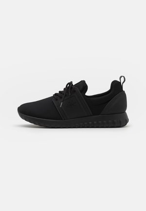 Sneaker low - black