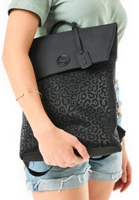 Rieker Sac à dos - schwarz
