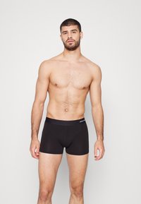 Jack & Jones - JACBASIC TRUNKS 3 PACK - Alushousut - black Pienoiskuva 1