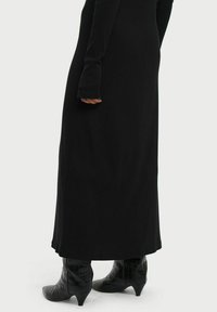 RESIDUS Maxikjoler - black