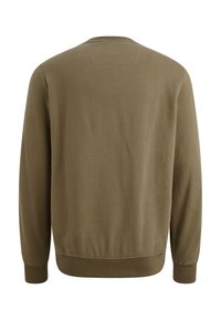 Olijfgroene sweater met een ronde hals, lange mouwen en geribde manchetten en zoom. Gladde textuur zonder zichtbare patronen of hardware.