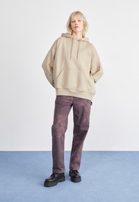 Alpha Industries ESSENTIALS HOODY - Sudadera - vintage sand