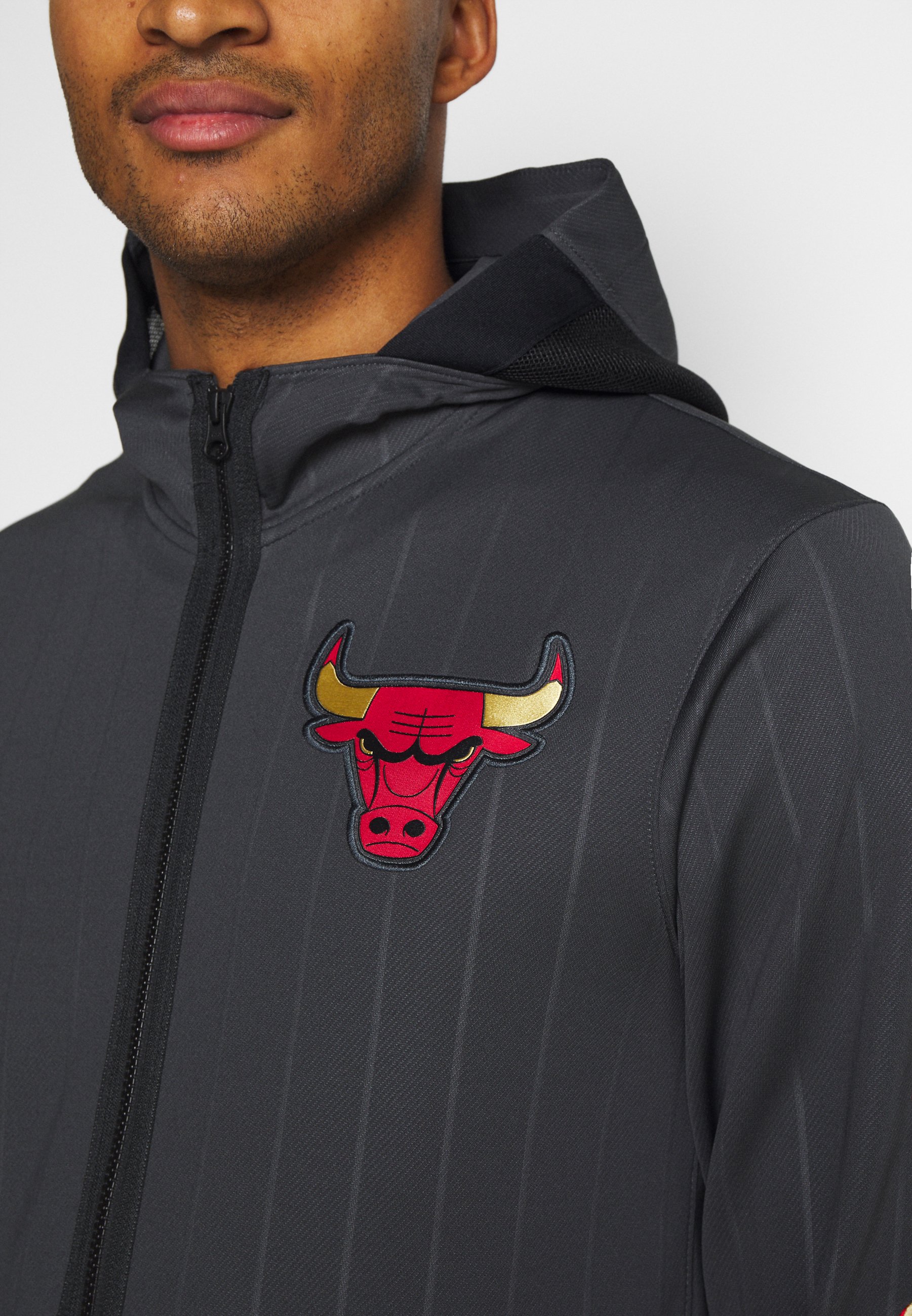 nike bulls jacket